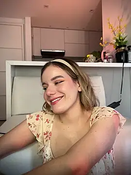 Chat +18 de NicoleCut ao vivo