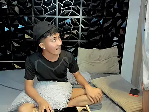 roberthugecock – Naživo XXX chat