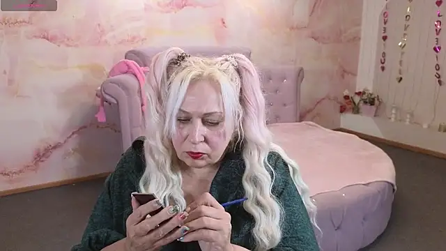 Penelope_Pinky élő XXX-chatje