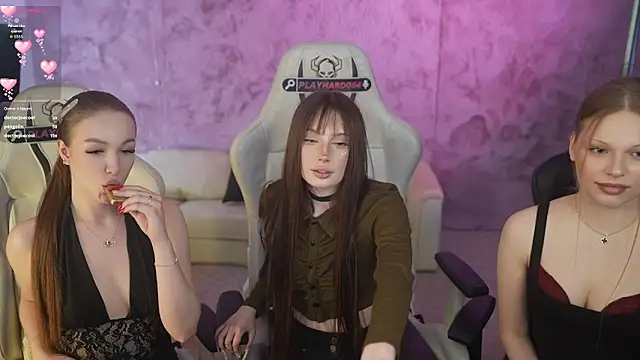Ella_054's Live XXX Chat