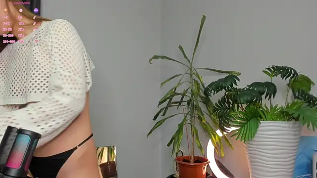 ManiJuanaa's Live XXX Chat