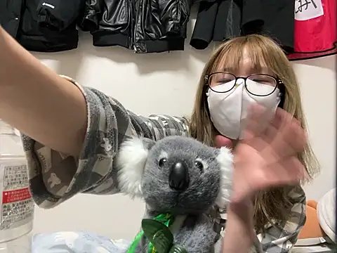 Discordance_のウェブカメラショー