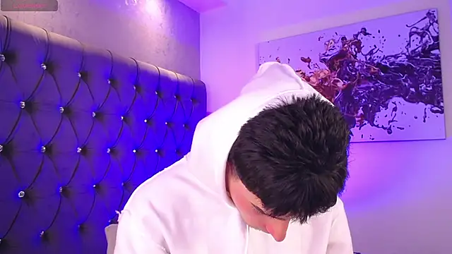 MateoMitchell 现场XXX聊天