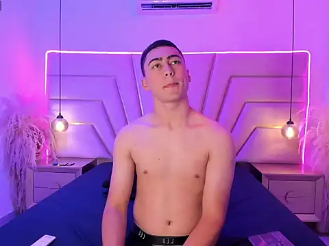 ThiagoLiindo Webcam show