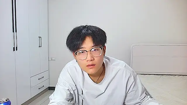KK-cuteboy Webcam-Show