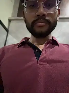 Rajkumar_X Adlı Modelin Canlı XXX Sohbeti