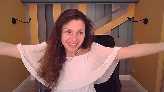 EllaLong's Live XXX Chat