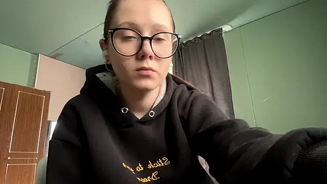 AdelleBaggenstoss – webcam-show