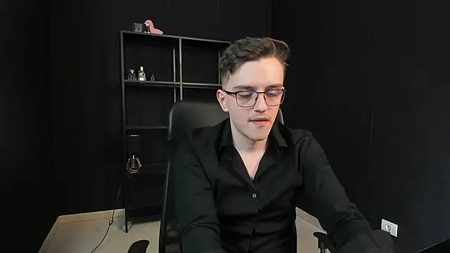 FelixStarkk 在線直播表演