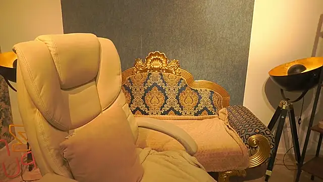 Chat +18 de BellaLaPetit ao vivo