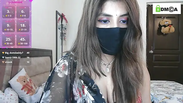 Meadows_Rainn Pertunjukan Webcam