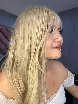 lya_nekko_ live XXX chat