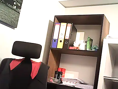 mastercharisma35 Adlı Modelin Web Kamerası Şovu