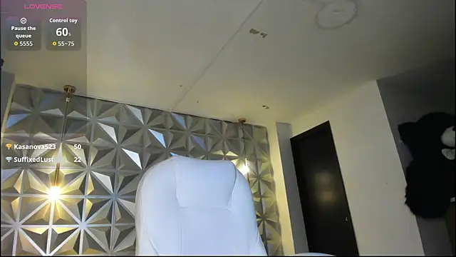 hellen_tease 现场XXX聊天