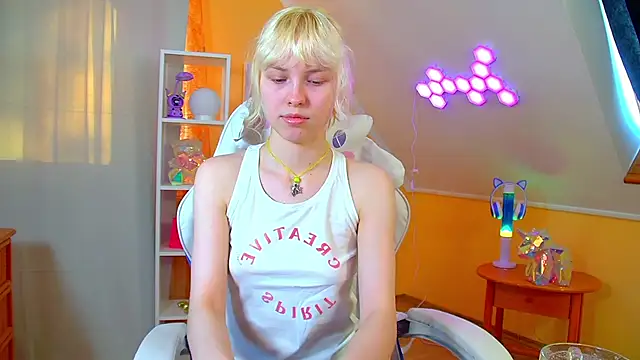 Chat XXX en directo de HannahHollis