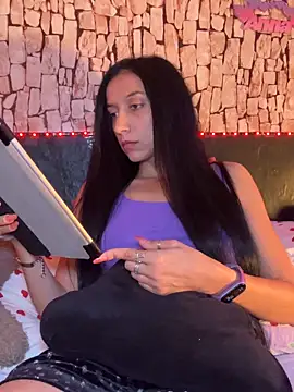 anamaria04's Live XXX Chat