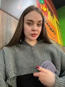 KristiRich Adlı Modelin Canlı XXX Sohbeti