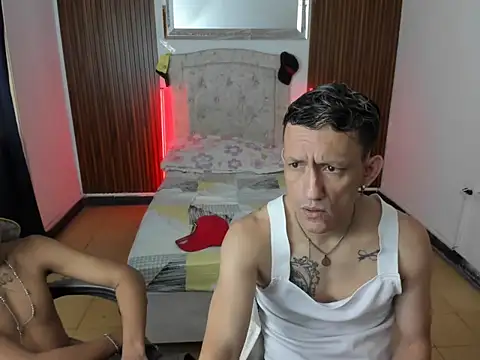 juan_and_luke Show Webcam
