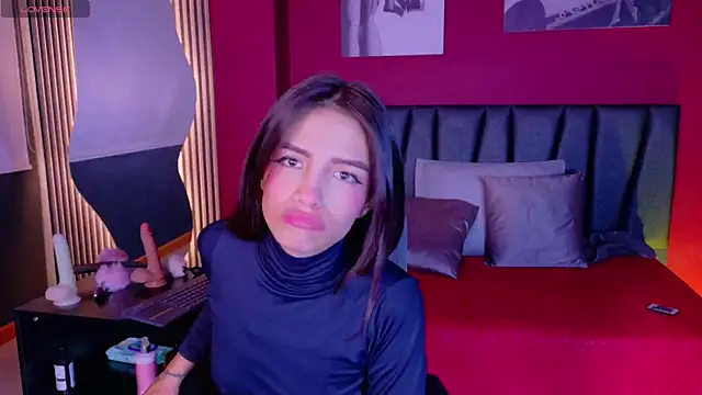 XXX chat uživo modela Charlott__18