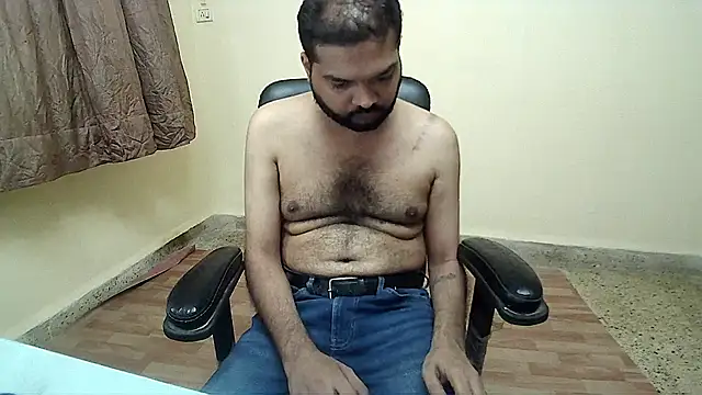 Show modela Kinky_Kumarr na web-kameri
