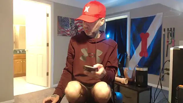 Michigan9000 Adlı Modelin Canlı XXX Sohbeti