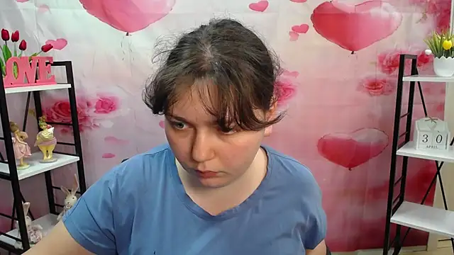 NeonilaLisova's Live XXX Chat