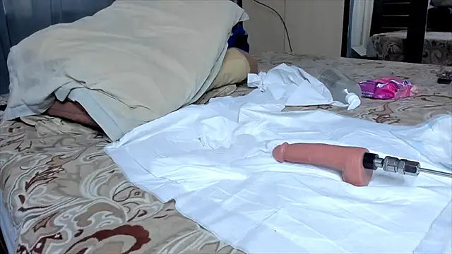 cindybbwsquirt élő XXX-chatje