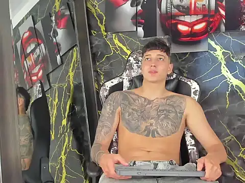 eithan_boy_ webcam show