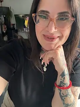 Czat XXX na żywo – NyxTattoo