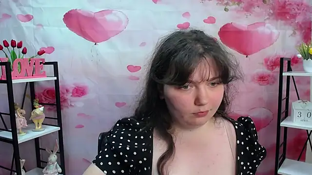 NeonilaLisova 现场XXX聊天