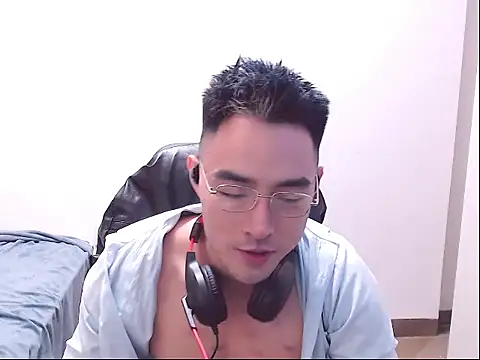 Ruize531 Show in webcam