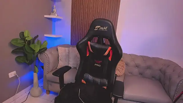 liam_collins21 élő XXX-chatje