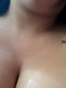 _Mia-Safety_Inspector – Naživo XXX chat
