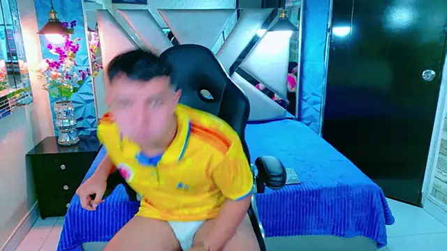 Oliver_Jamees Webcamshow