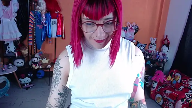 Chat +18 de MissMiia2 ao vivo