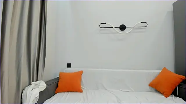 suareiko's Live XXX Chat