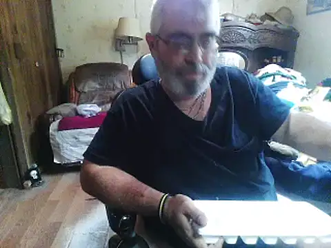 hearseguy77 webcam show