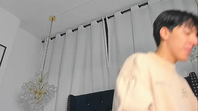 AerumChae Adlı Modelin Canlı XXX Sohbeti