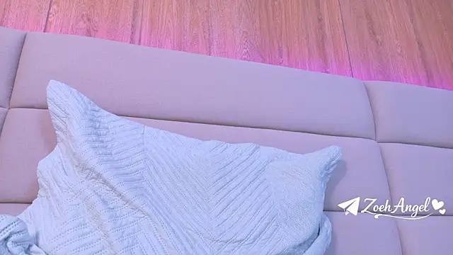 دردشة ZoehAngel الجنسية المباشرة