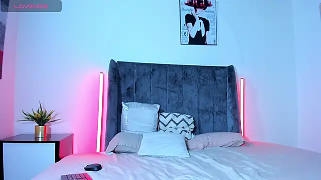 Cloy_Areo Adlı Modelin Web Kamerası Şovu
