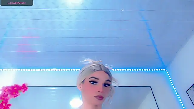 Karla_hot777's Webcam Show