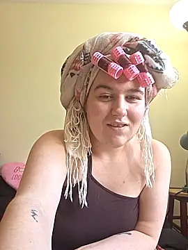 Ashloves_ Chat XXX in diretta