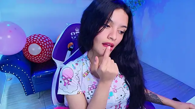 Maddie_T18 现场XXX聊天