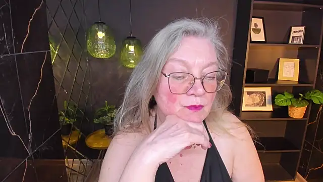 NataliMellow live XXX chat