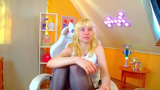 Chat XXX en directo de HannahHollis