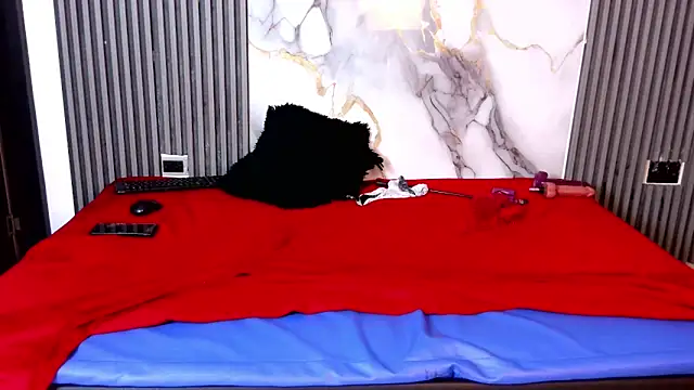 LunandCarlos webcam show