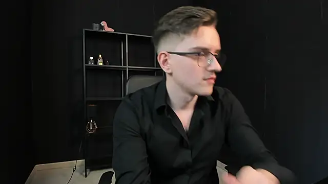 Chat XXX Live FelixStarkk