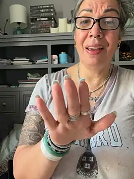 dieseldame1313 Show in webcam
