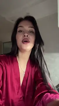 Chat XXX ao vivo de KikiWatson