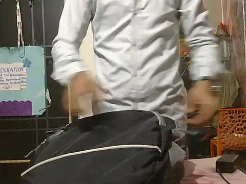 Stubborndesiboy: вебкам-шоу